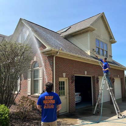 roof soft washing Youngstown ohio